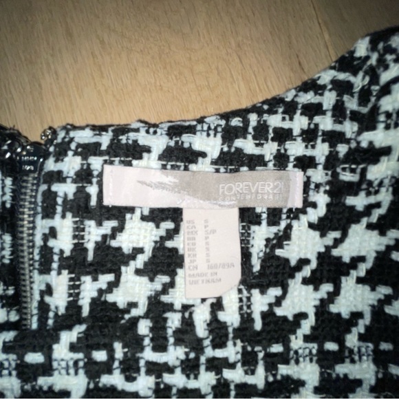 Tweed crop top - Picture 3 of 3